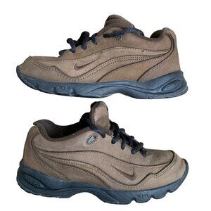 VINTAGE 1996 Nike Trainers Brown Size 6